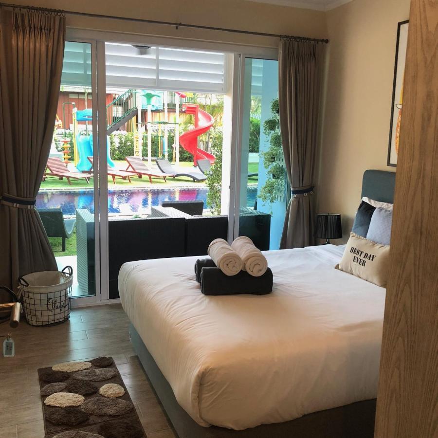 Resort Surf And Hua Hin