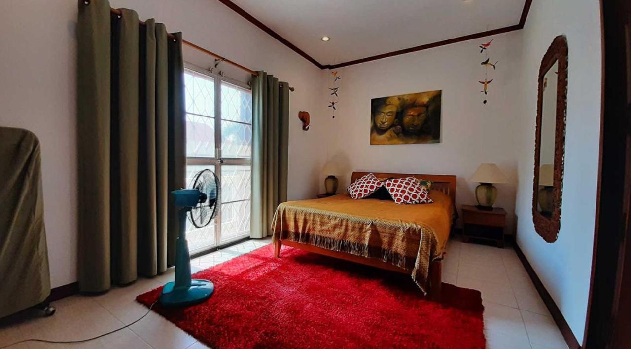 Baan Victoria Paradise Apartment *