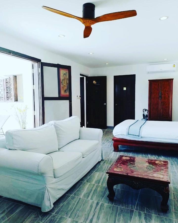 Resort Btc Boutique Private Pool บ้านทะเลจีน บูติค