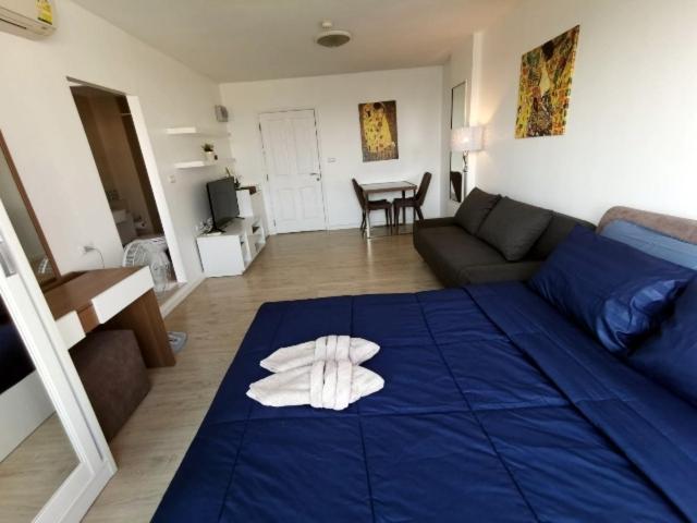 Baan Peang Ploen Hill View 7th Floor Apartment *