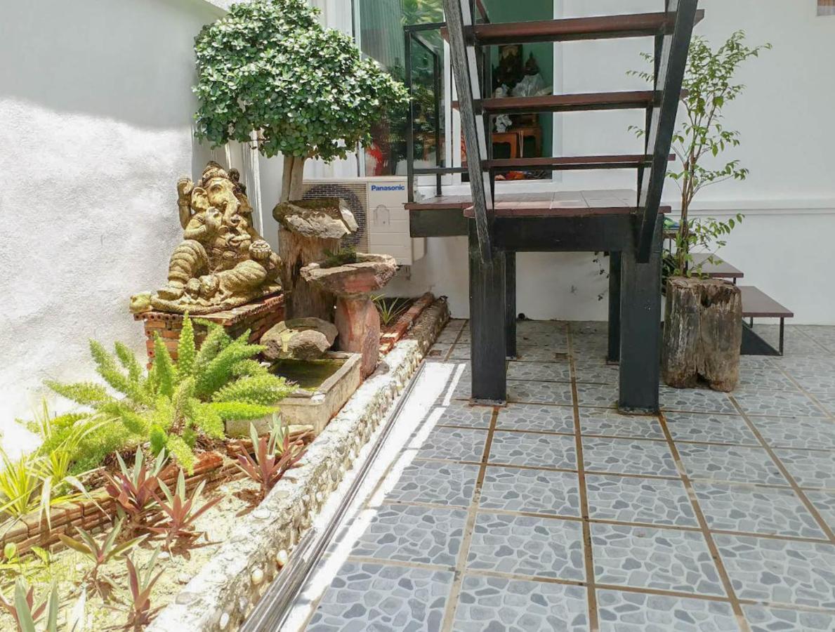 The Peak Pool Villa, Pousada *