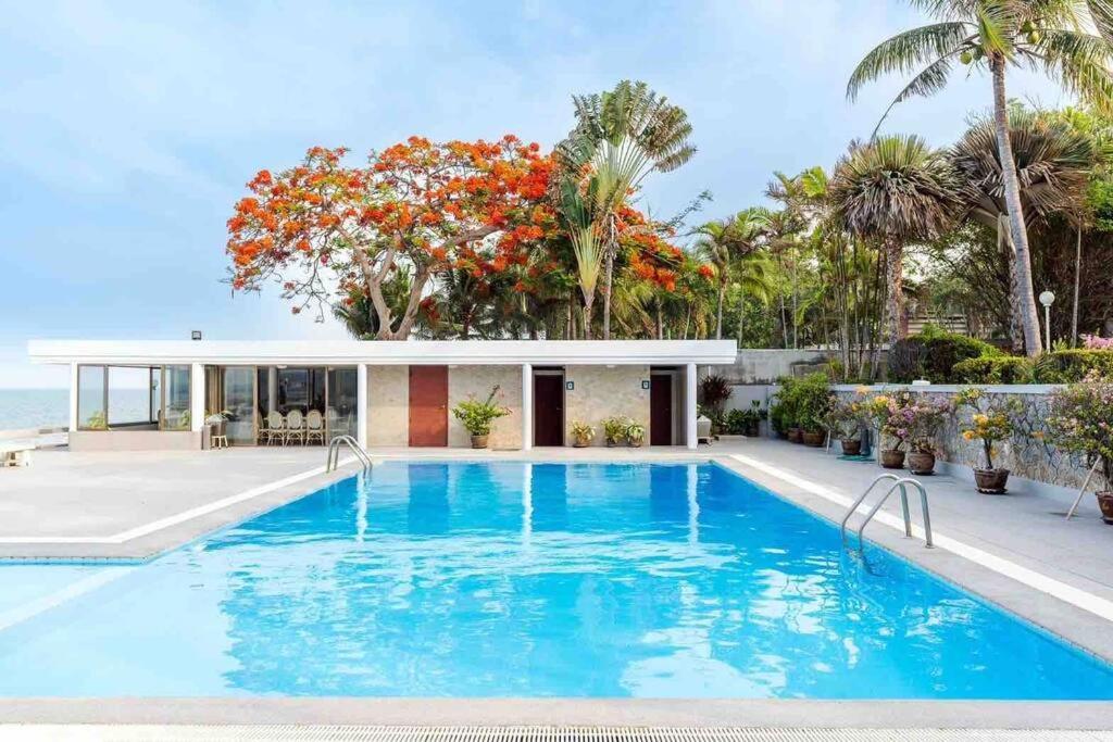 White House2 Villa