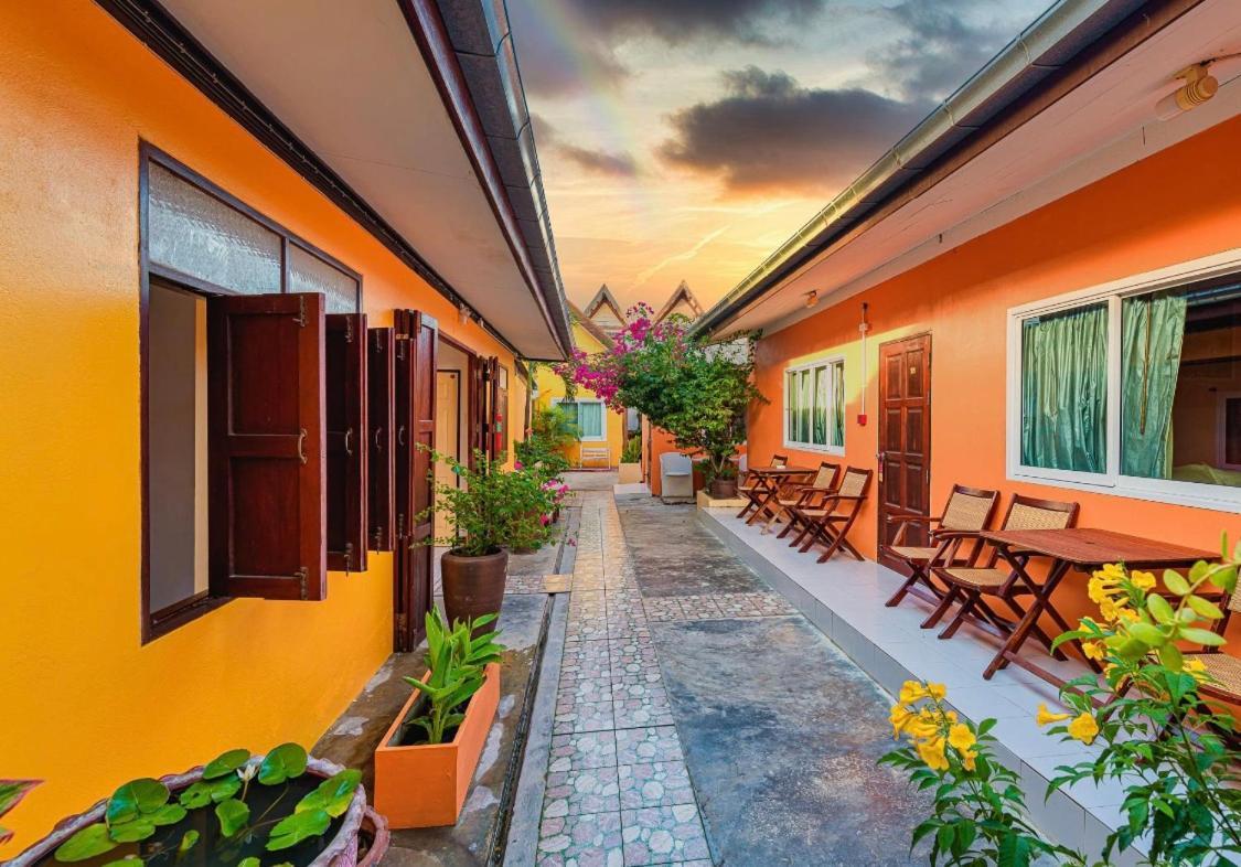 Mandarin By Victor Hotel