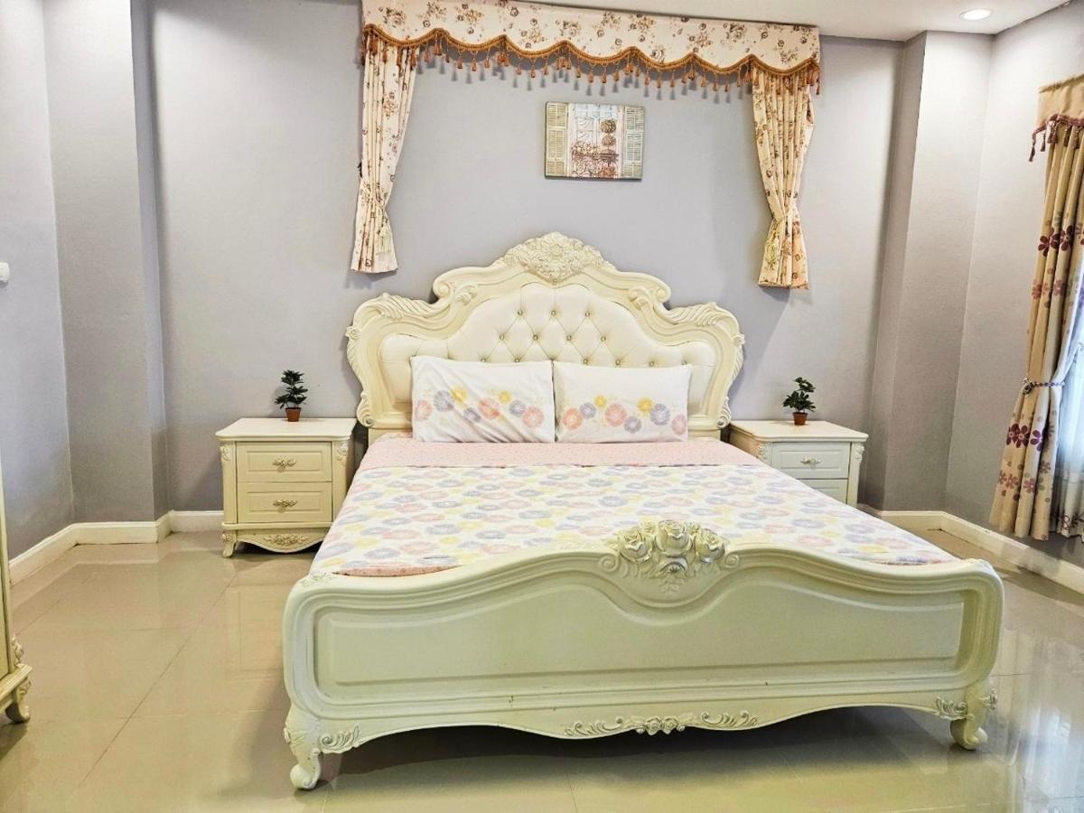 Adparty Pool 4 Bedrooom With Pool Table, Bbq Facilities & Karaoke * Hua Hin