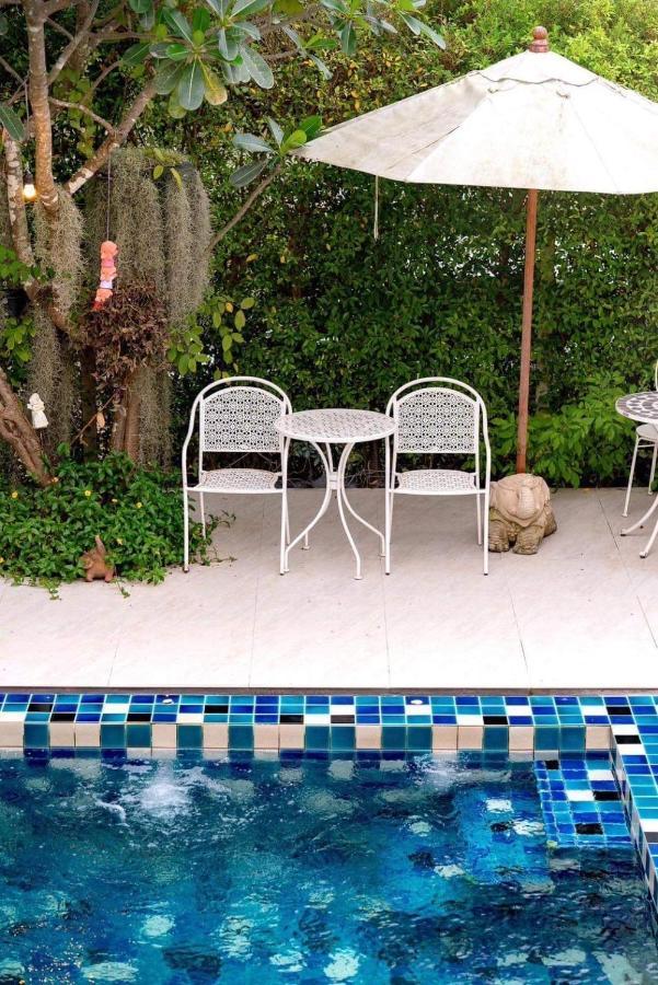Secret Garden Pool * HHQ