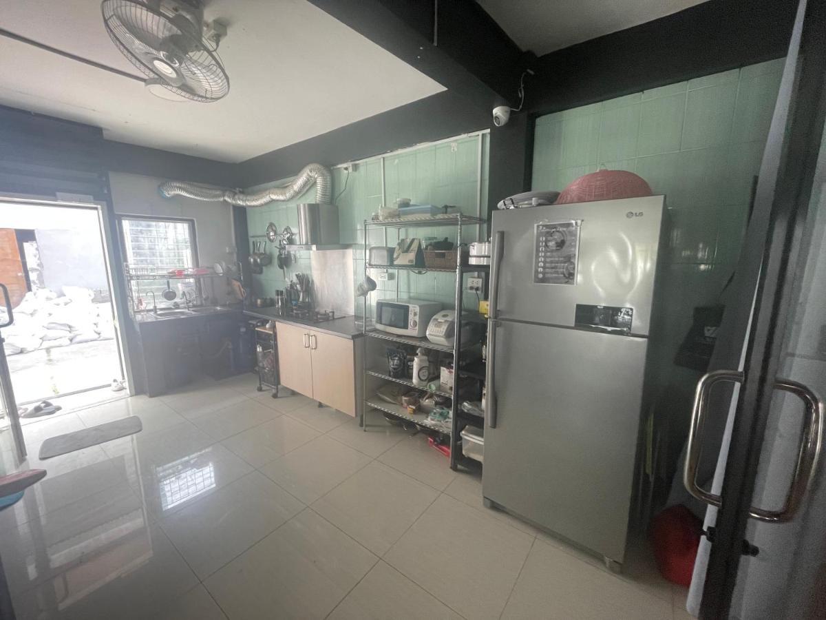 Kings Auto Guest house