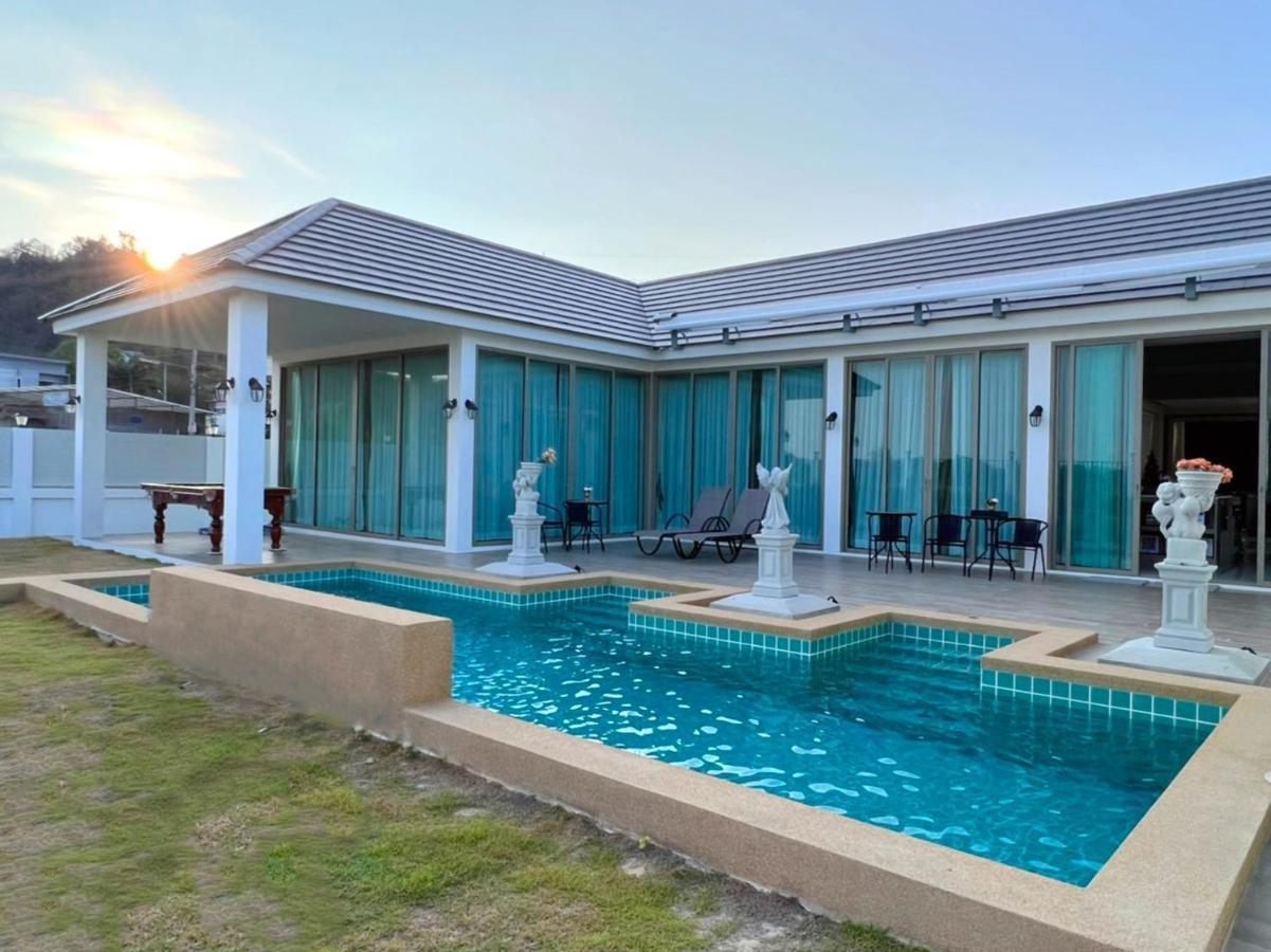 Villa Luxurious 4-bedroom Pool With Best Mountain Views Hua Hin