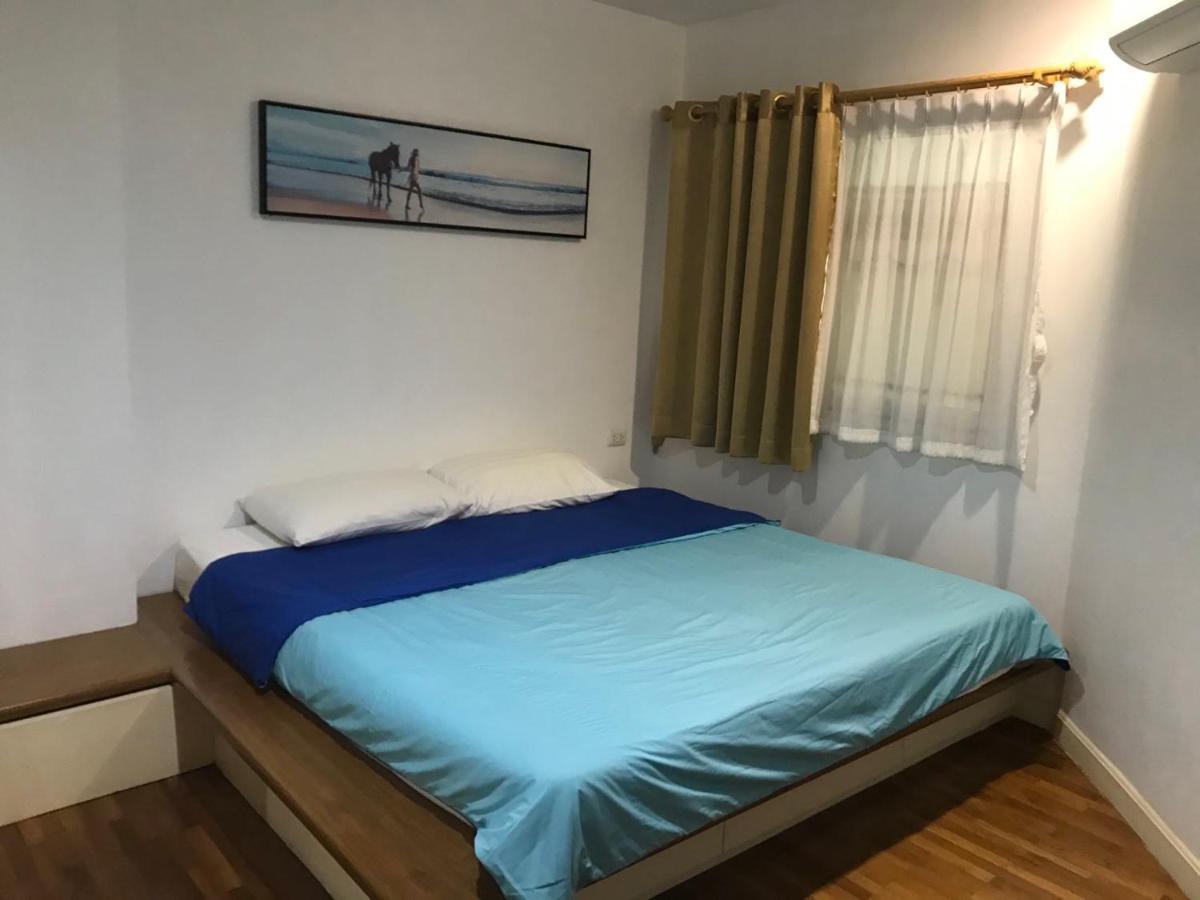 Beach Front With Seaview Apartment Hua Hin