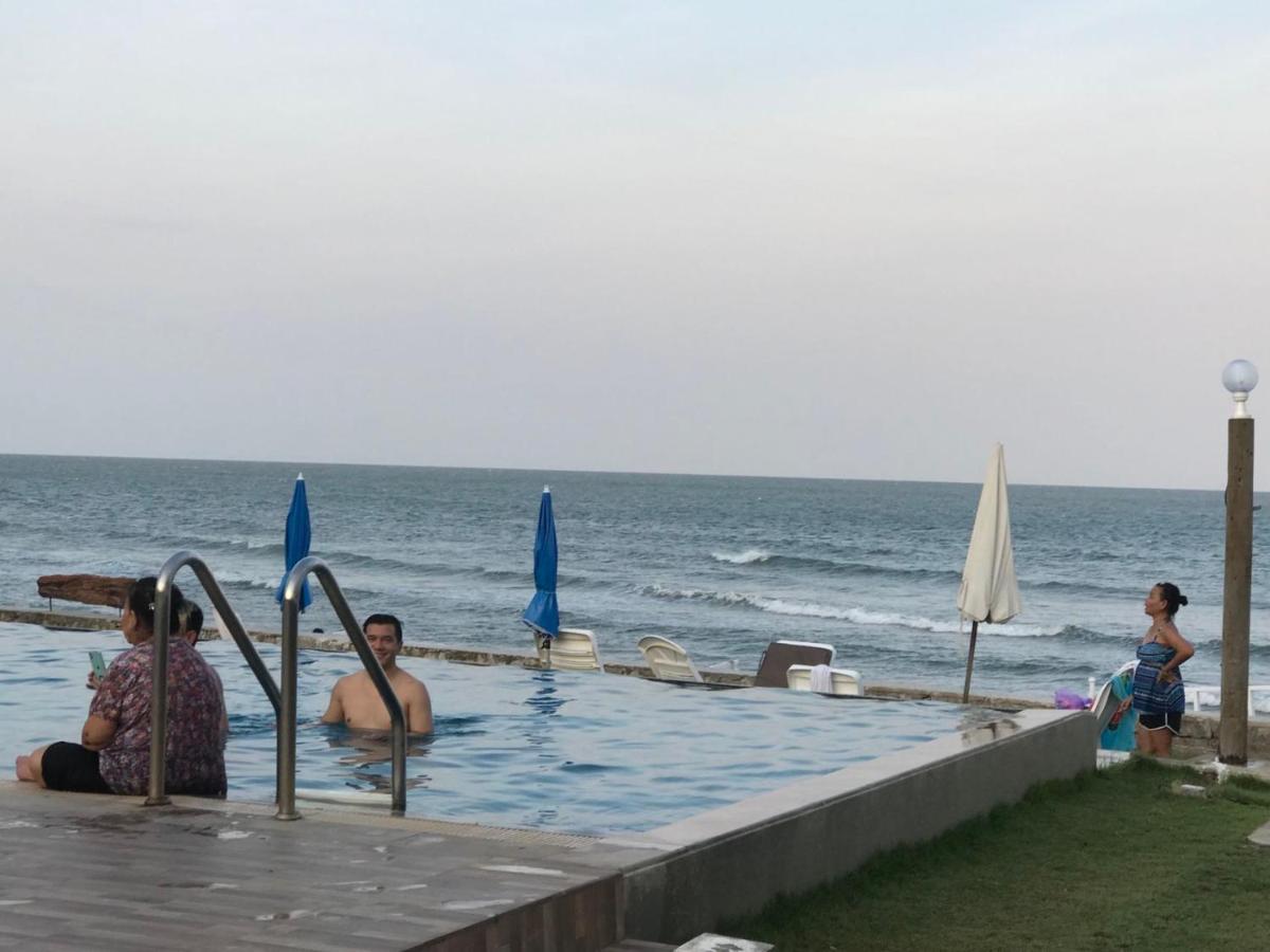 Apartment Beach Front With Seaview Hua Hin