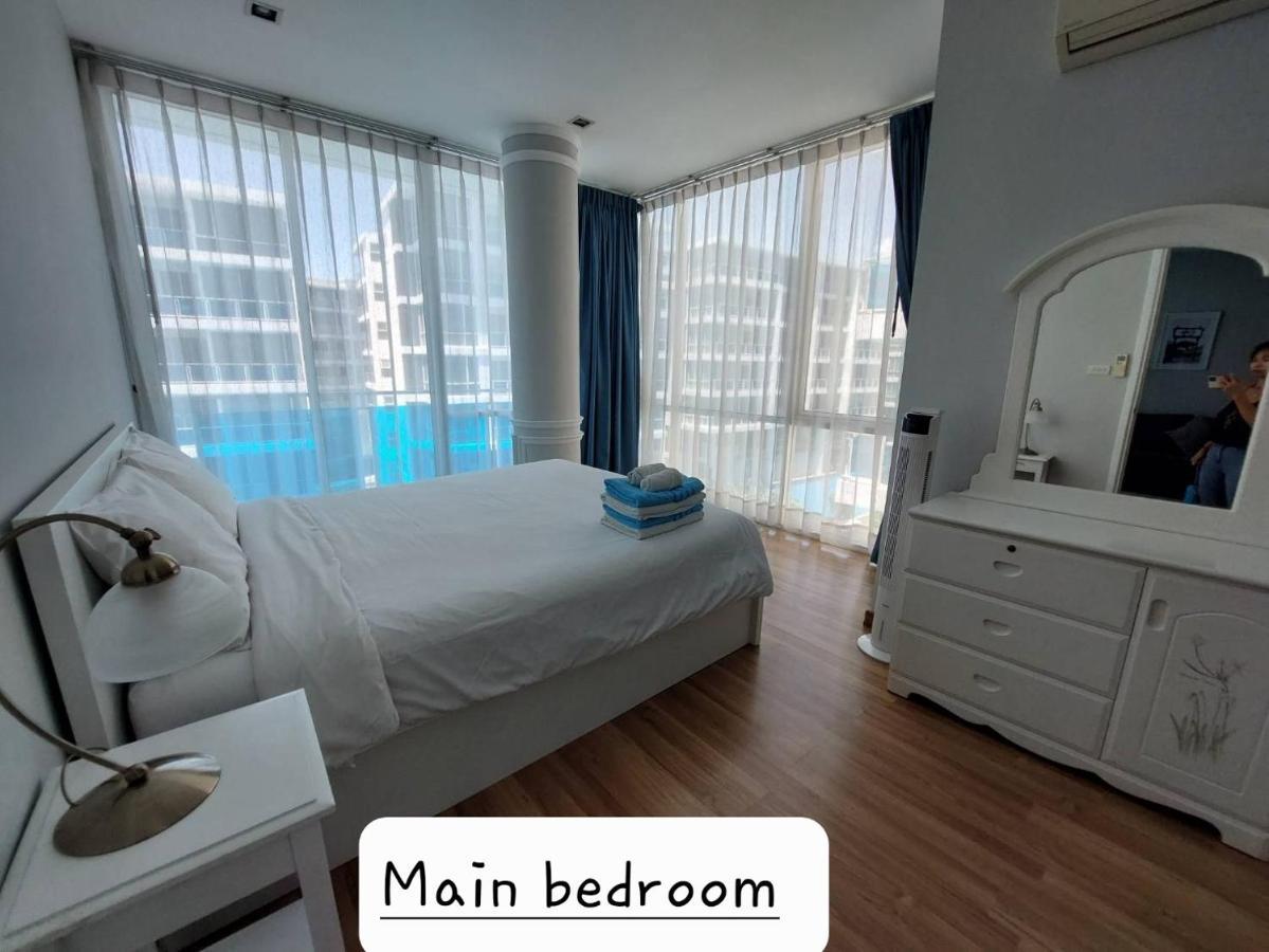 Apartment Light, Airy, Pool Views 2 Bed 2 Bath, Free Wifi, Elect *