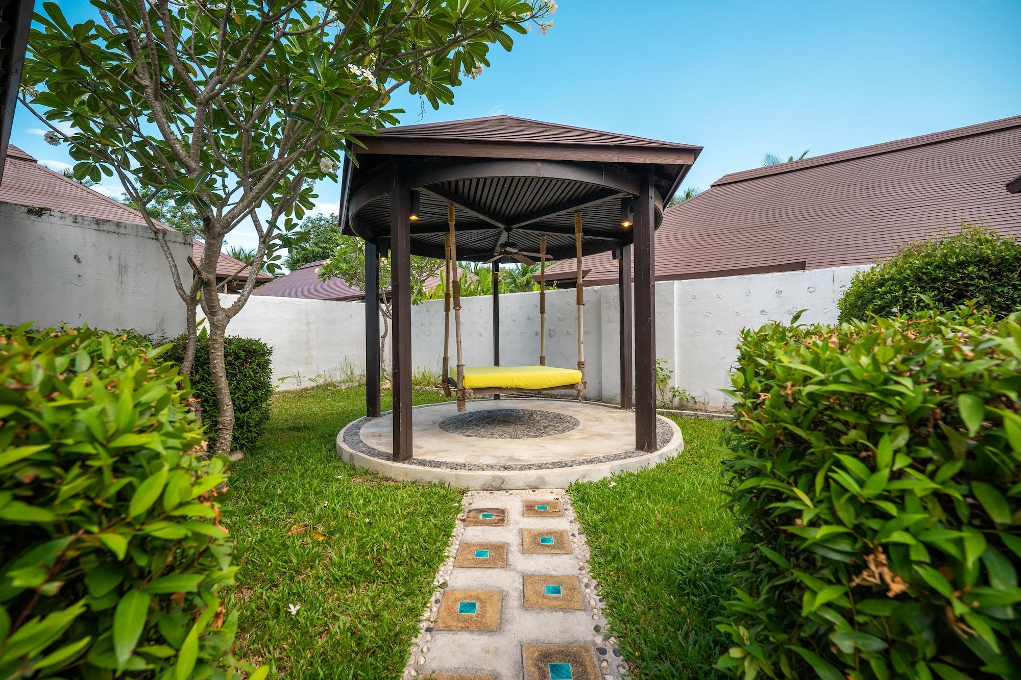 Resort Dhevan Dara & - Pool 5*