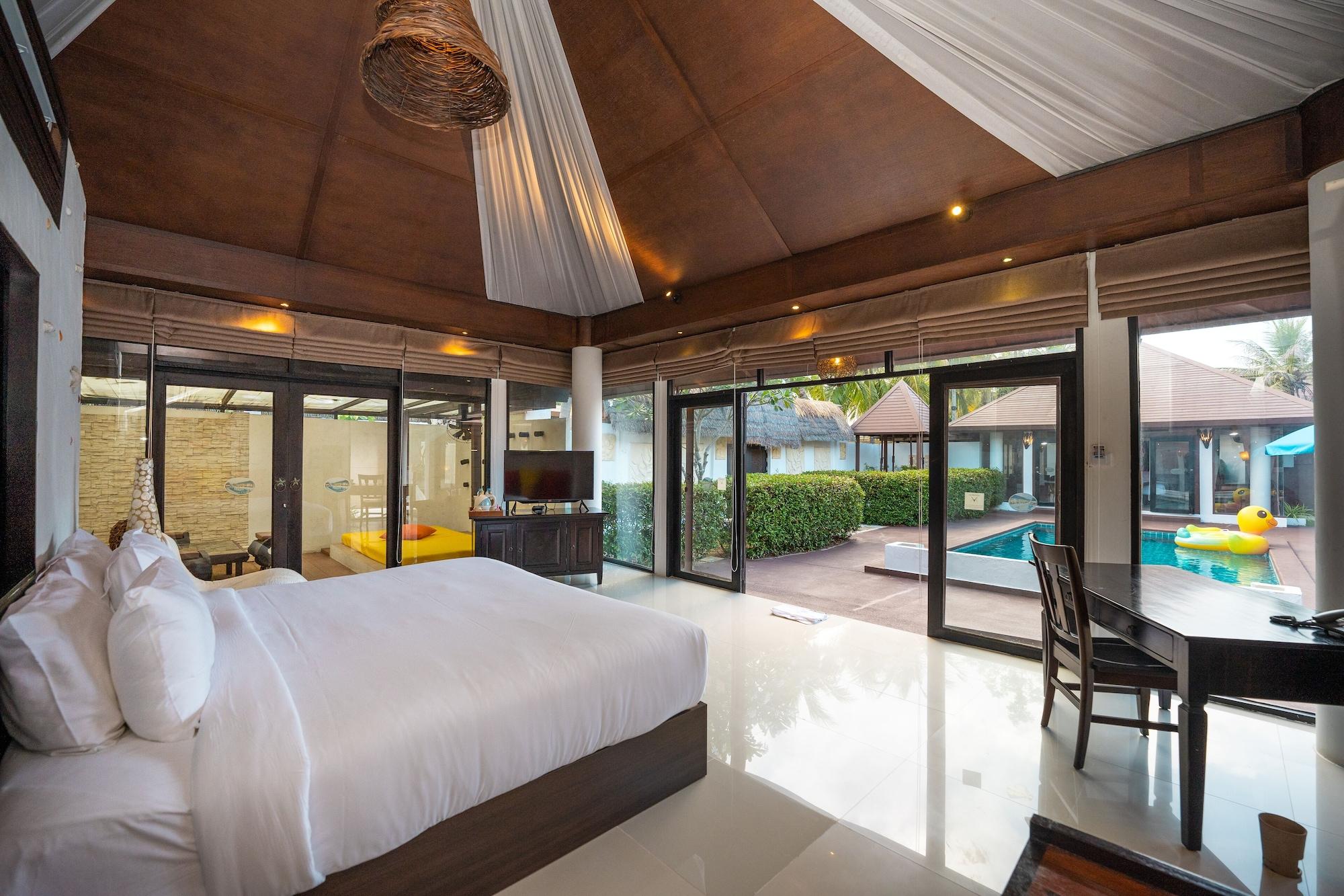 Dhevan Dara & - Pool Hua Hin