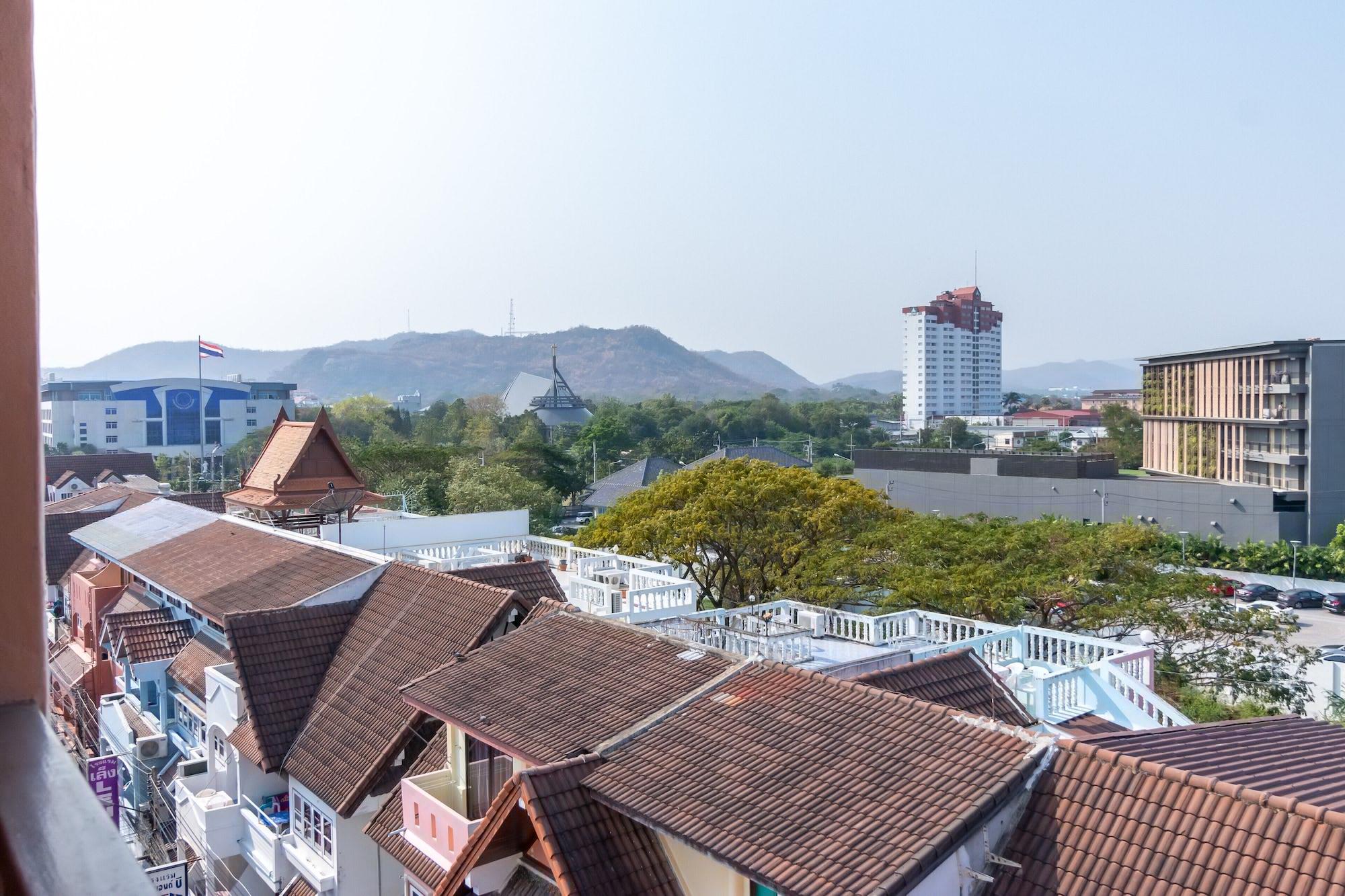 Thipurai Hotel 2*