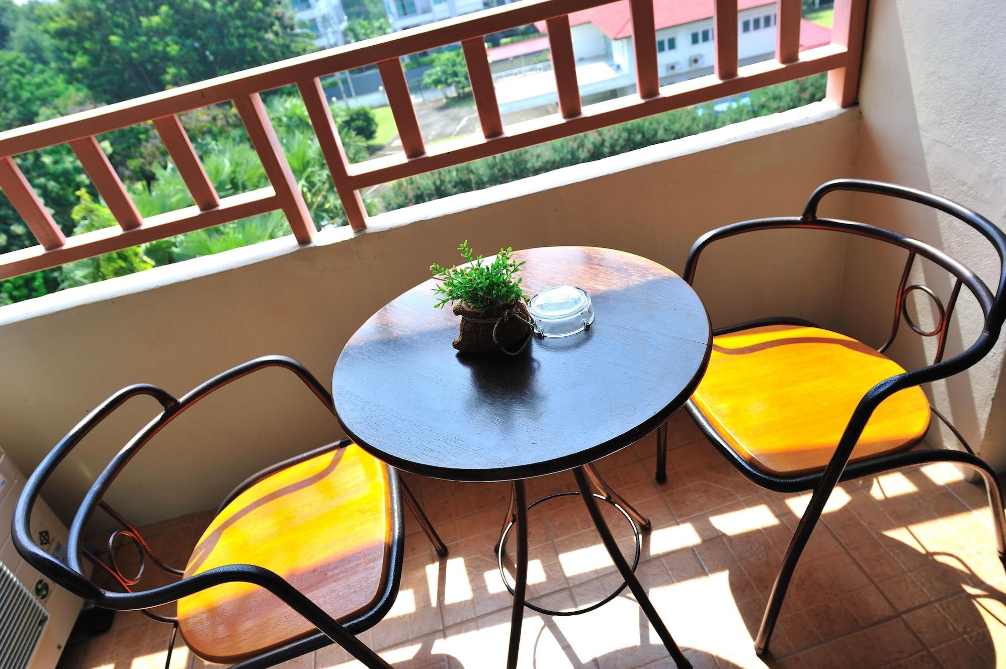 Thipurai Hotel 2*