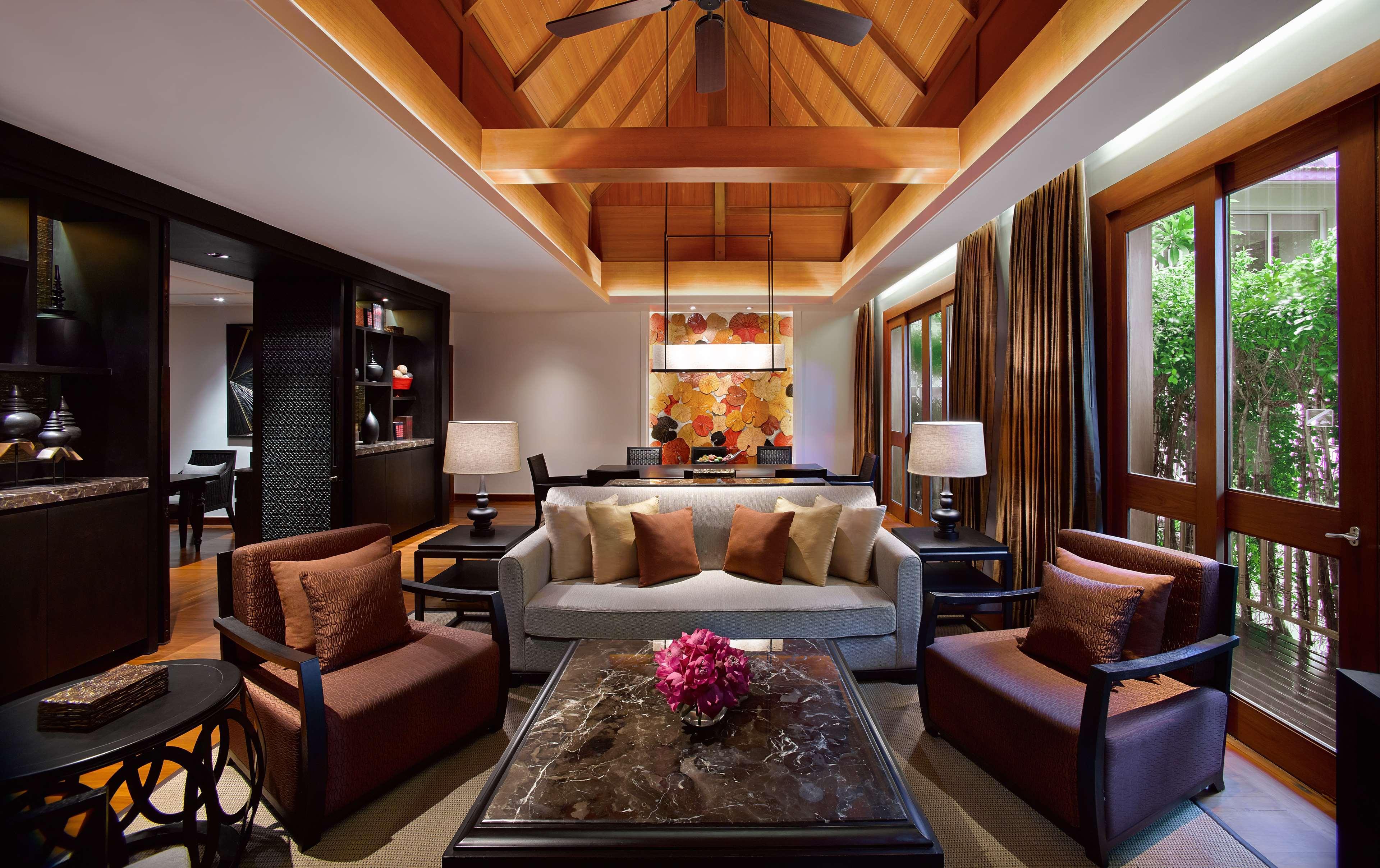 Hyatt Regency 5* HHQ