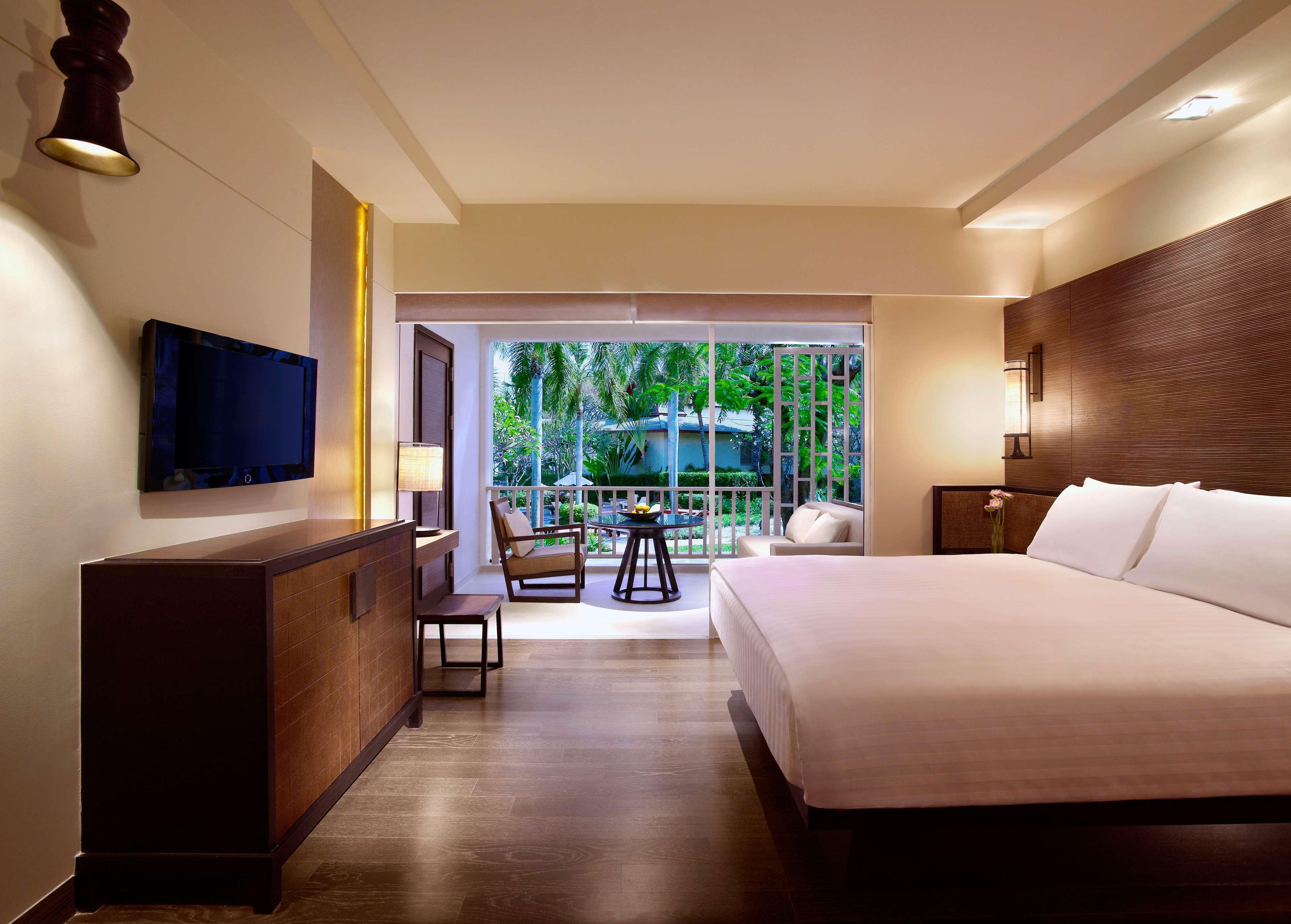 Hyatt Regency Hotel HHQ