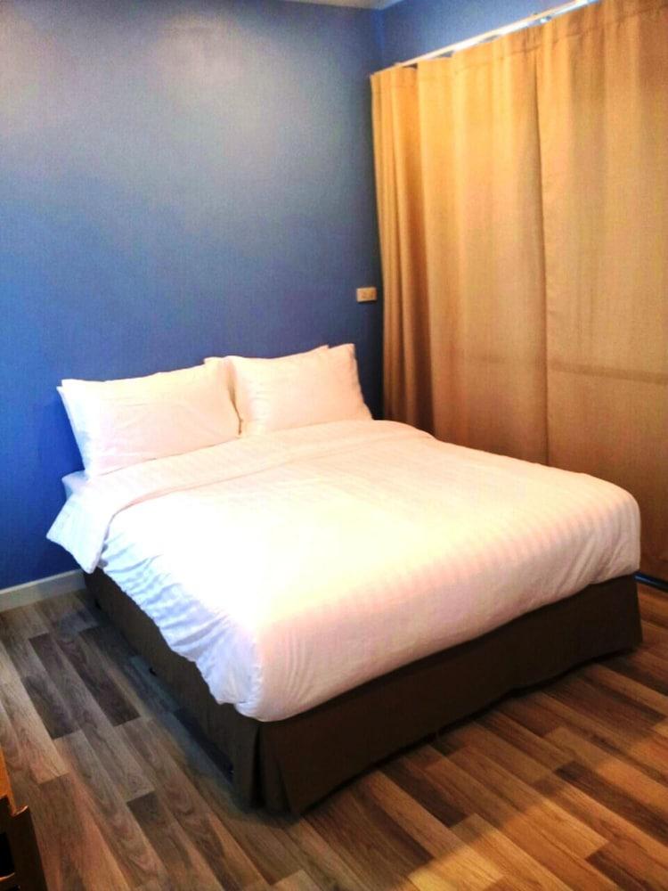 Nantra Hotel 3*