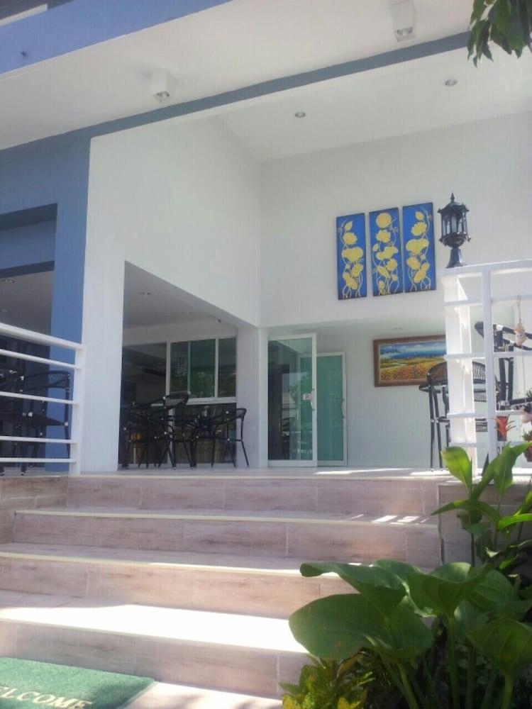 Hotel Nantra