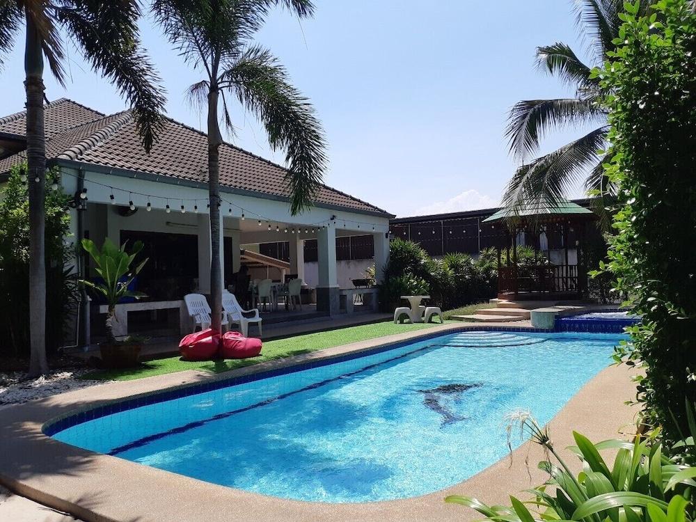 Baan Sudrak Pool