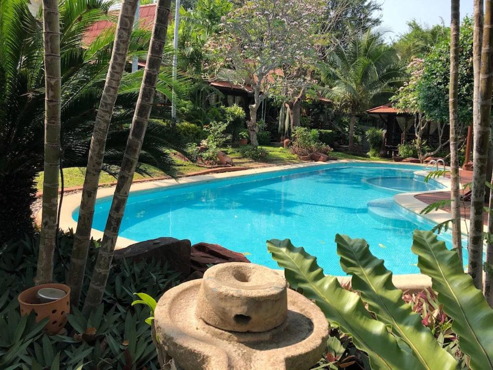 Baan Duangkaew Resort