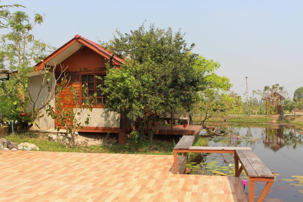 Baan Suan Mulberry Farmstay Hotel 2*