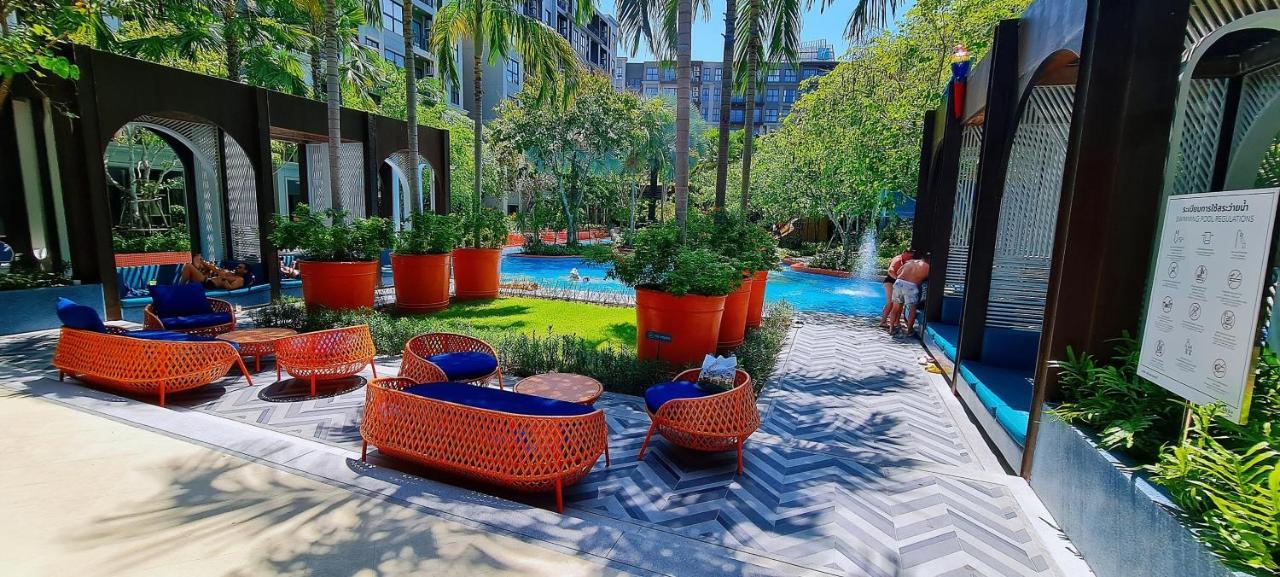 Lahabana Condo: Highest Floor With Night Market Proximity Apartamento