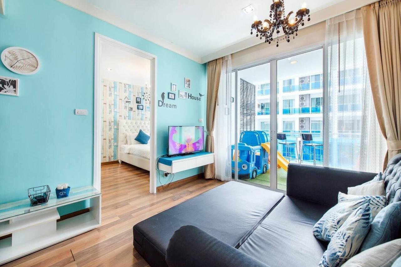 Apartment Cozy With Pool View Near