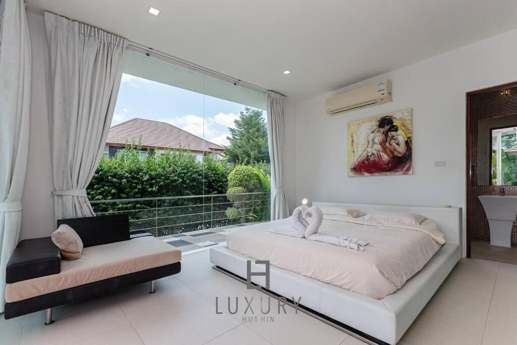Unique Pool With 5 Bedrooms And Sea View Pm-c1 Villa *