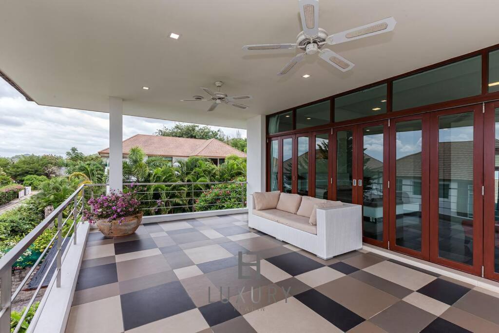Villa Unique Pool With 5 Bedrooms And Sea View Pm-c1 *