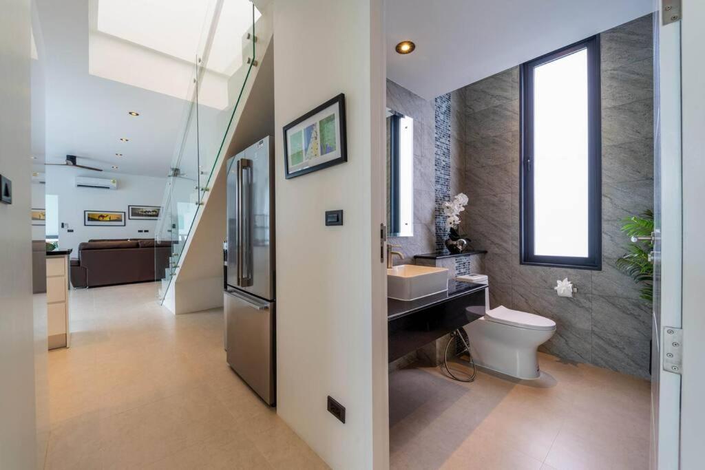 Luxury Modern 6 Bed Private Pool Llw *
