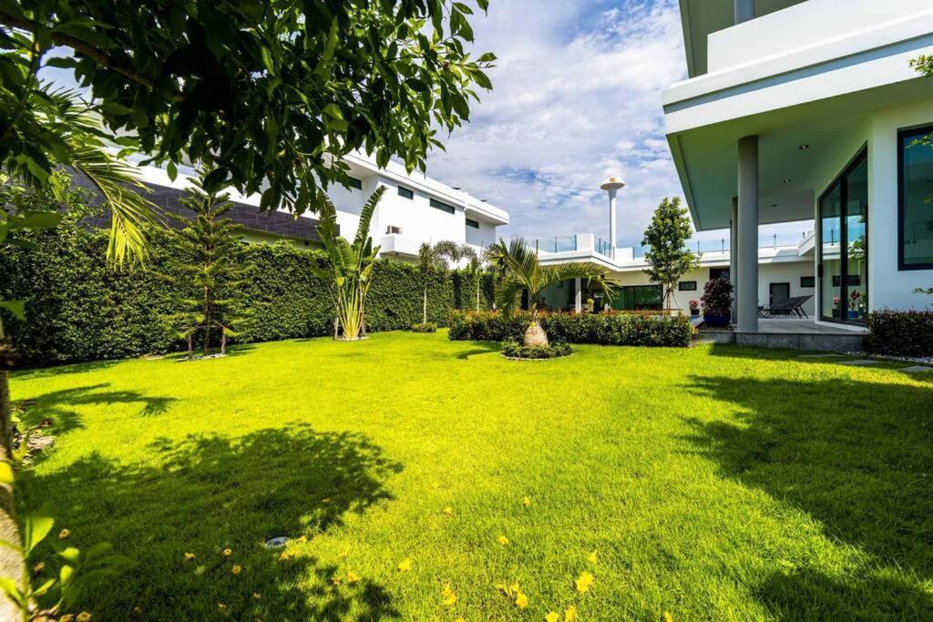 Villa Luxury Modern 6 Bed Private Pool Llw