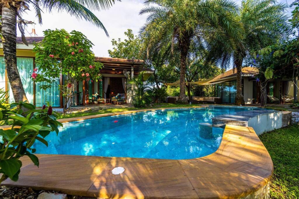 Secluded Oasis For Family And Friends Bm5 Villa *