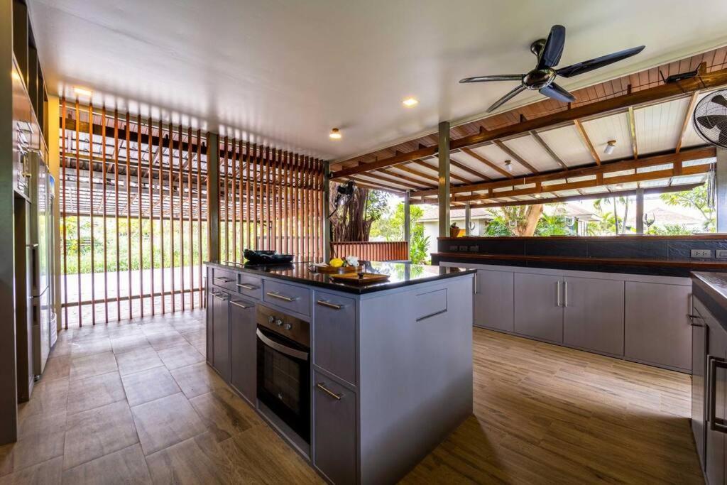 Villa Secluded Oasis For Family And Friends Bm5