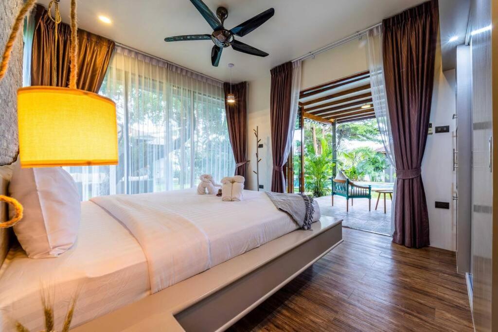 Villa Secluded Oasis For Family And Friends Bm5 *
