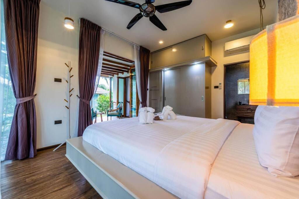 Villa Secluded Oasis For Family And Friends Bm5
