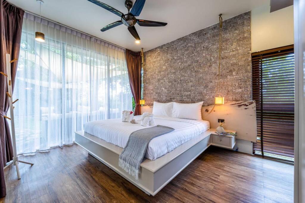 Secluded Oasis For Family And Friends Bm5 *