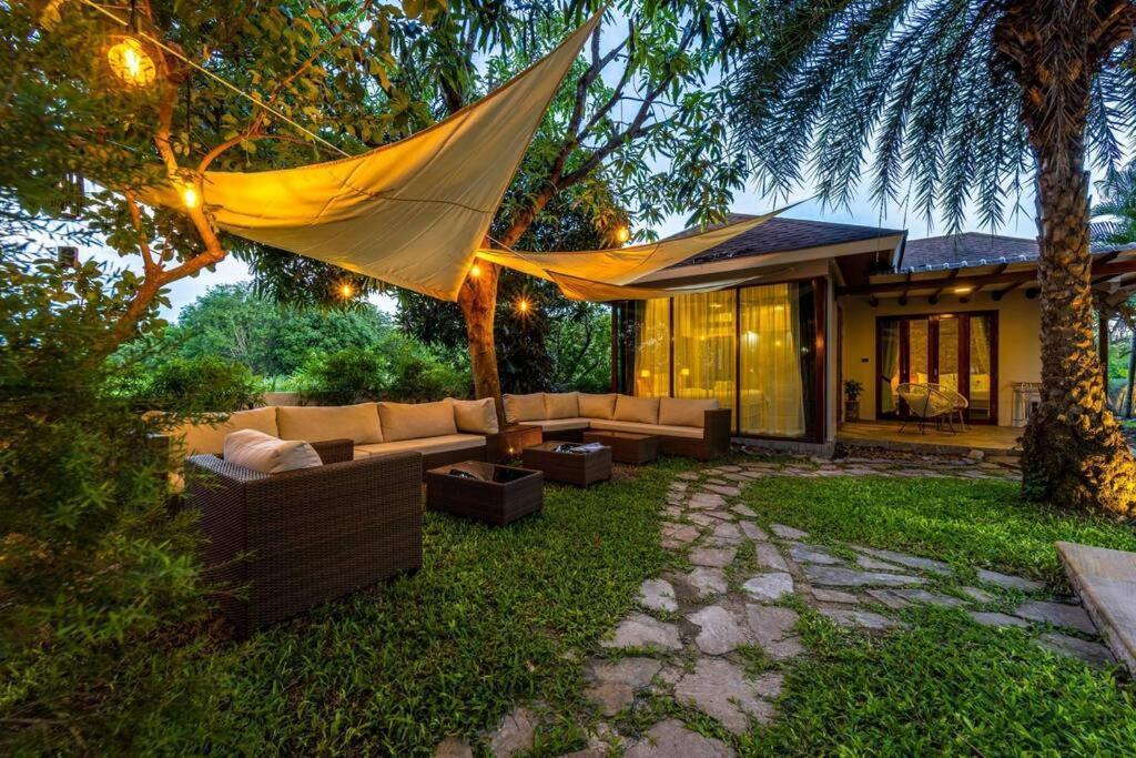 Villa Secluded Oasis For Family And Friends Bm5 *
