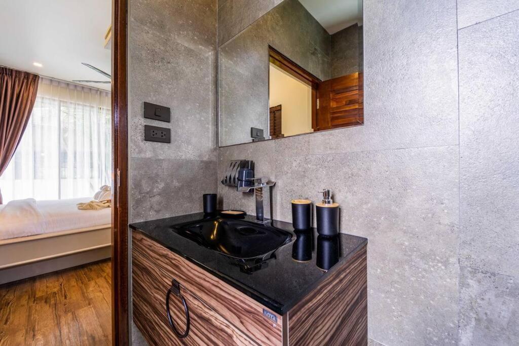 Secluded Oasis For Family And Friends Bm5 Villa *
