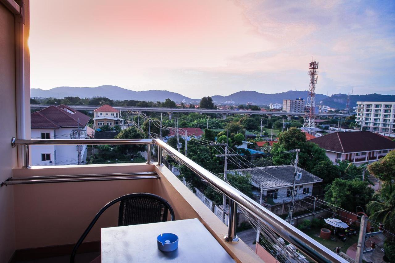 Hotel Sky - Adults-only HHQ