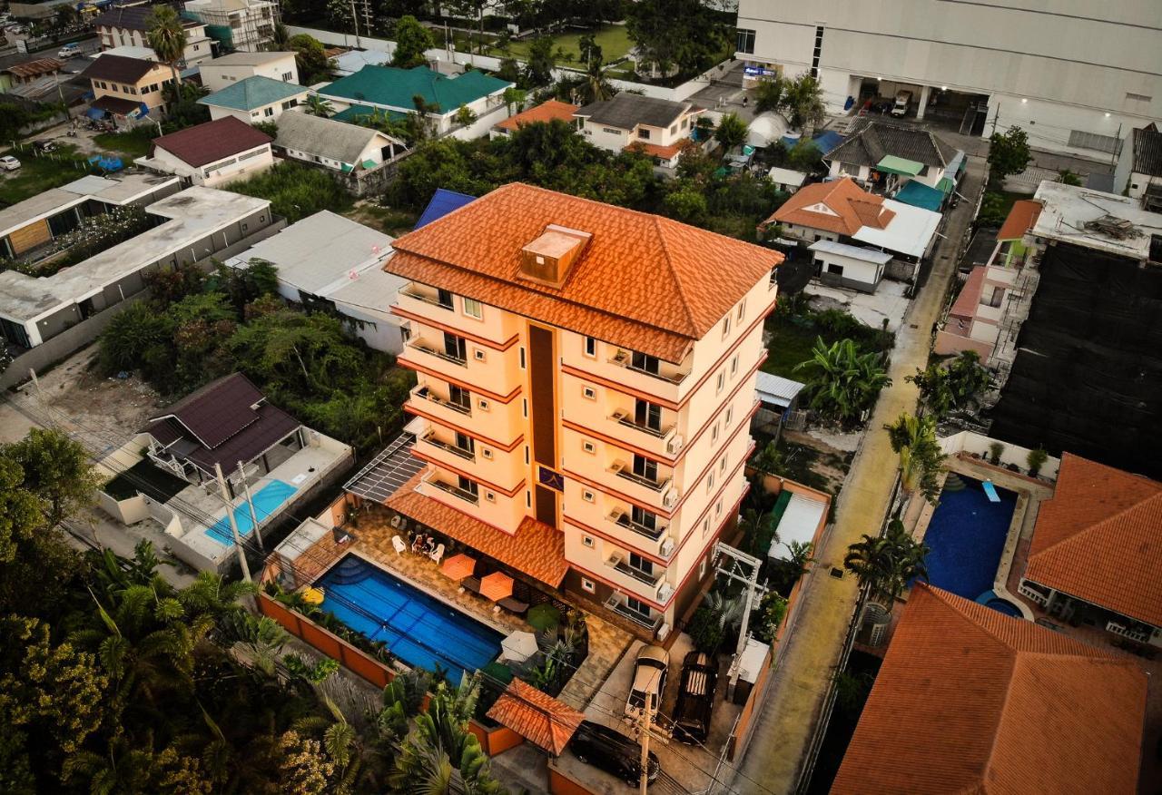 Hotel Sky - Adults-only