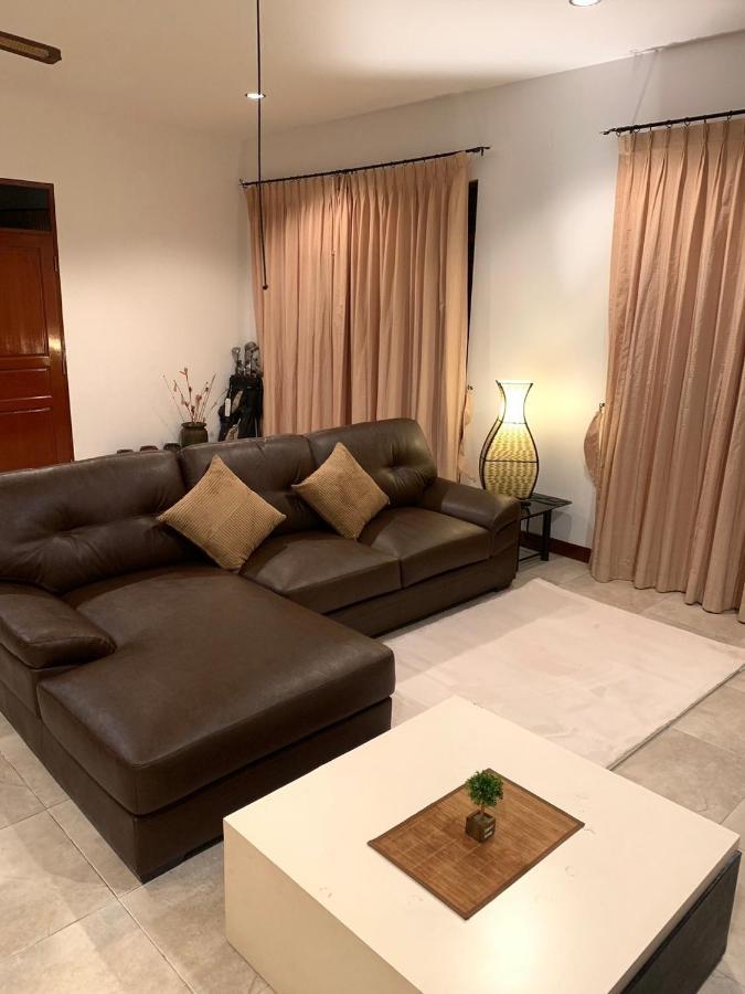 Baan Roth Soi 112 Villa Hua Hin