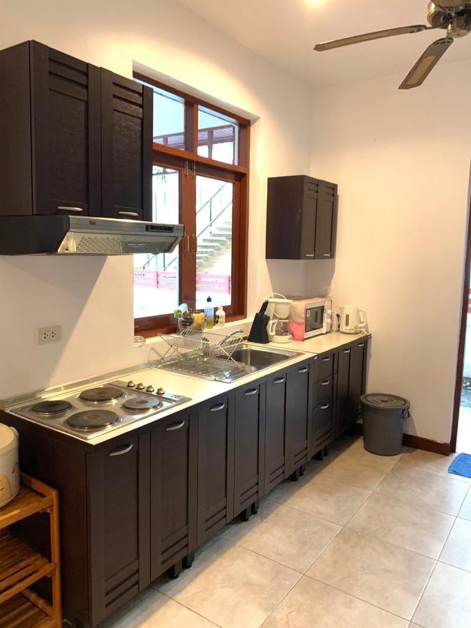 Baan Roth Soi 112 Villa *