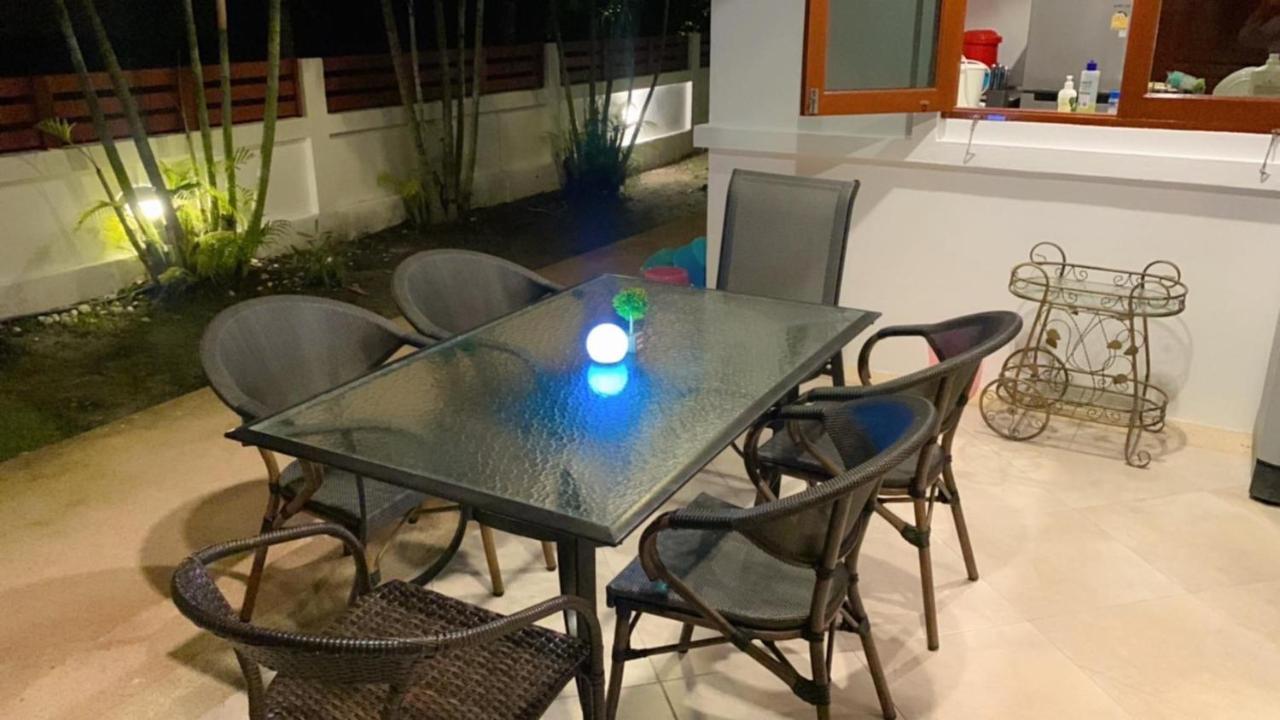 Villa Baan Roth Soi 112 *