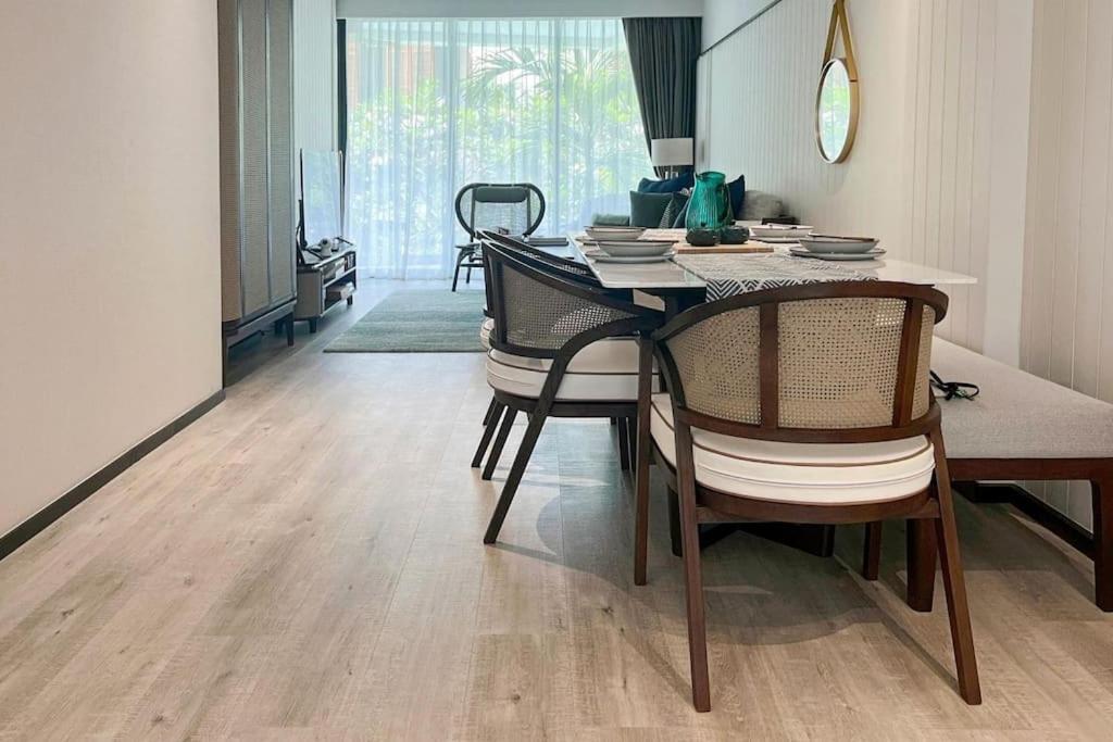 Intercontinental Residences 2 Bedroom Apartment Hua Hin