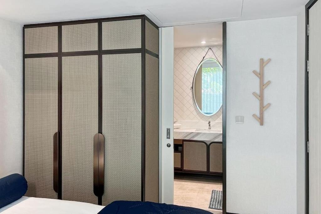 Intercontinental Residences 2 Bedroom Apartment *