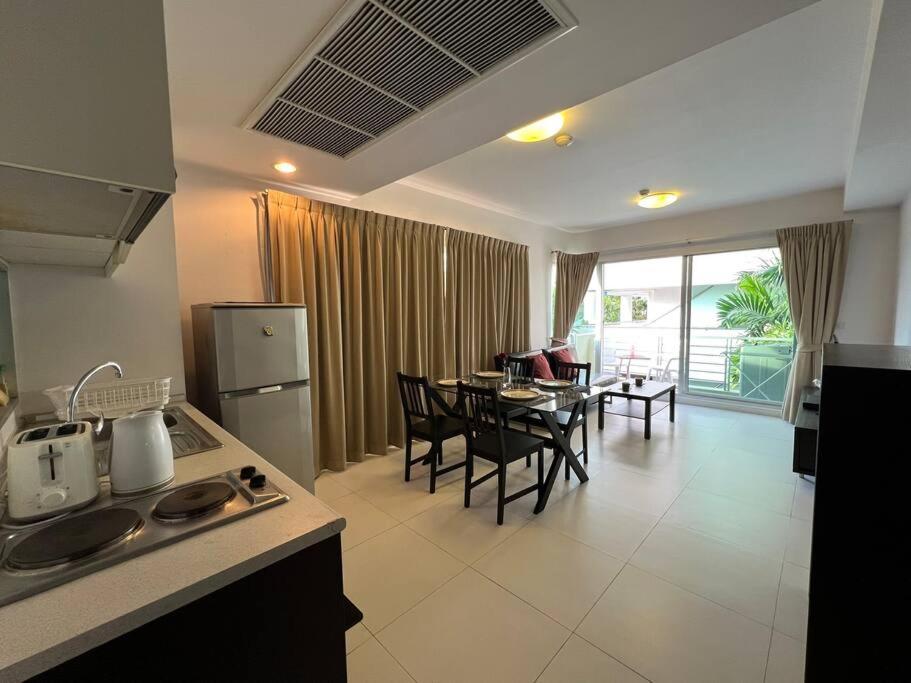 E202 Baan Sanpluem By Pat Apartment *