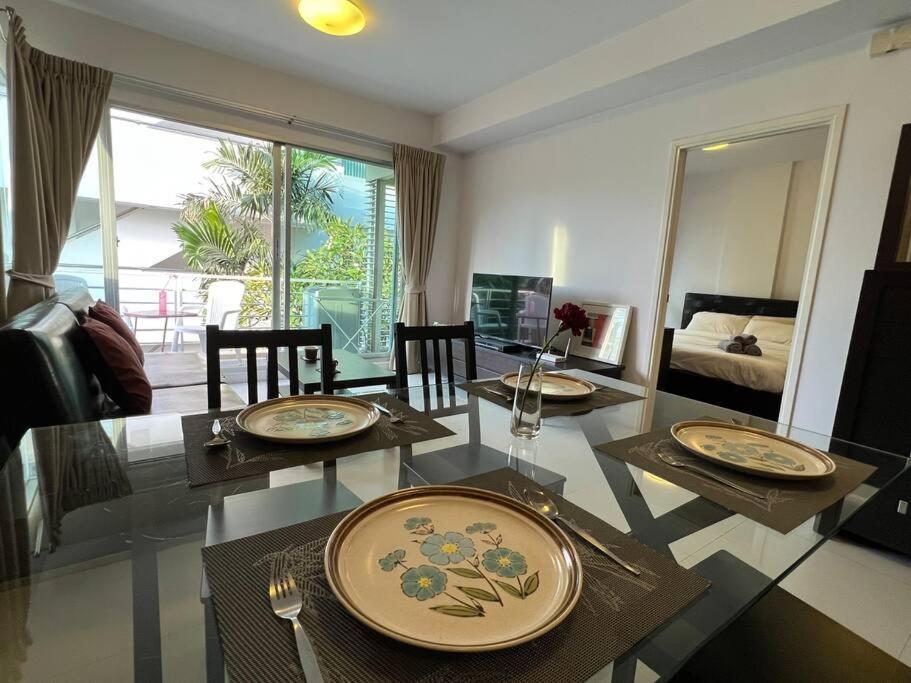 Apartment E202 Baan Sanpluem By Pat