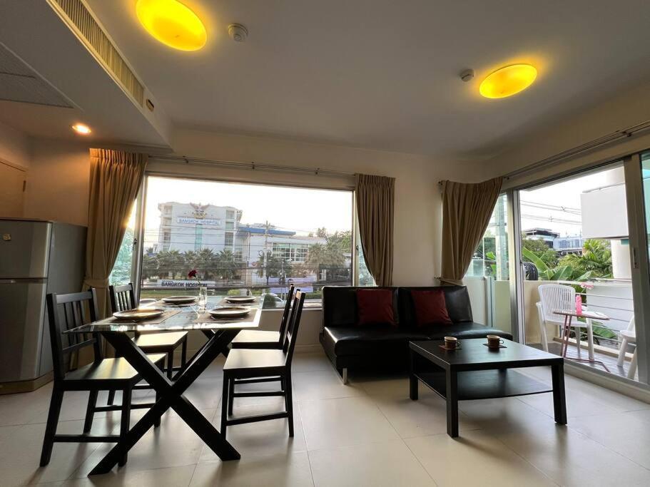 Apartment E202 Baan Sanpluem By Pat