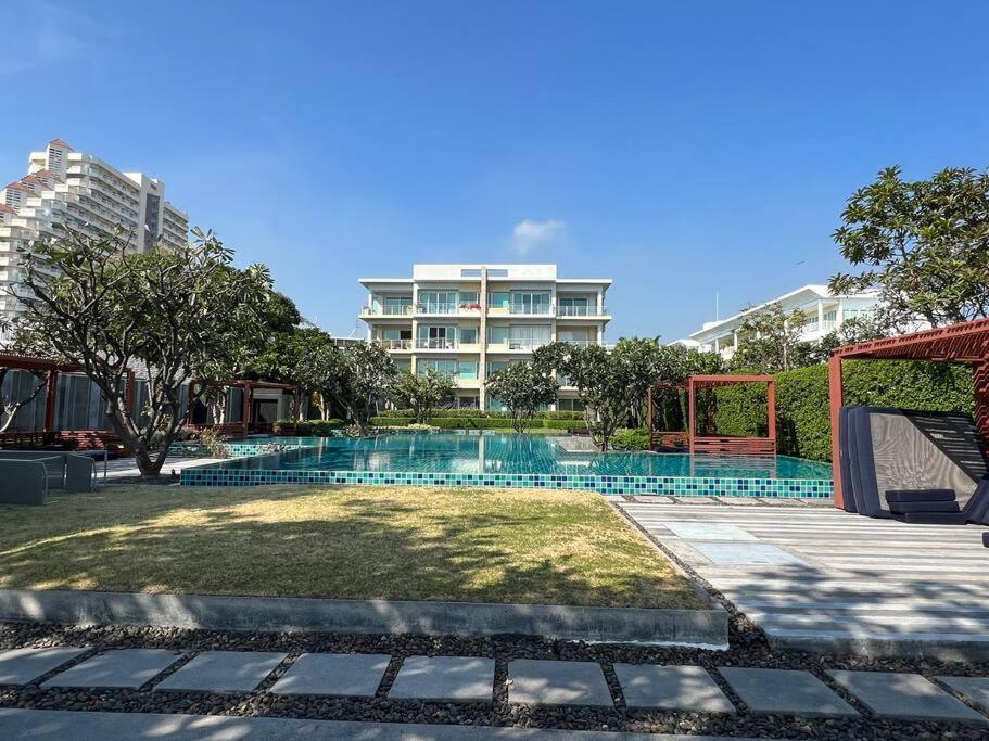E202 Baan Sanpluem By Pat Apartment