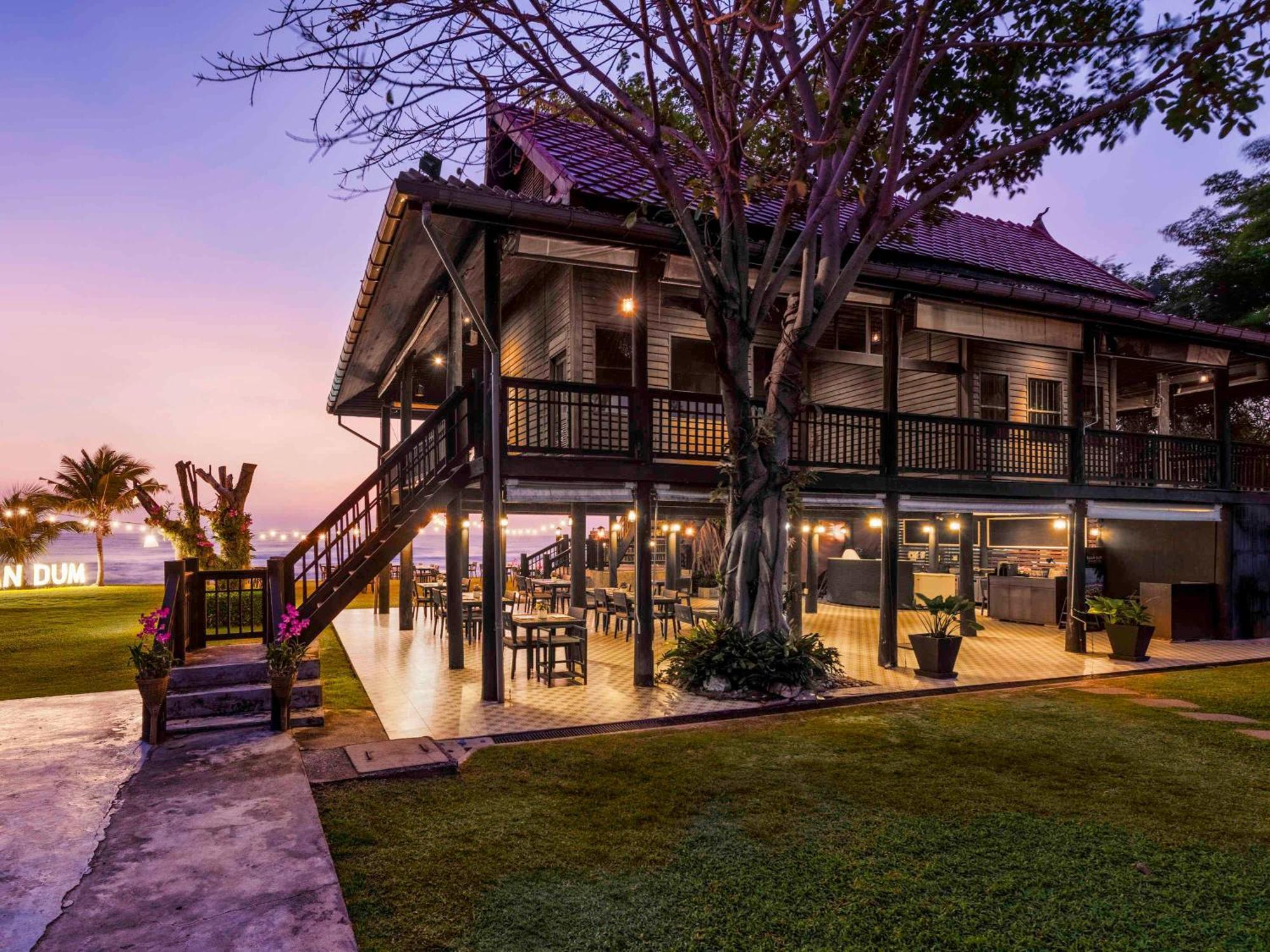 Moevenpick Asara & 5*